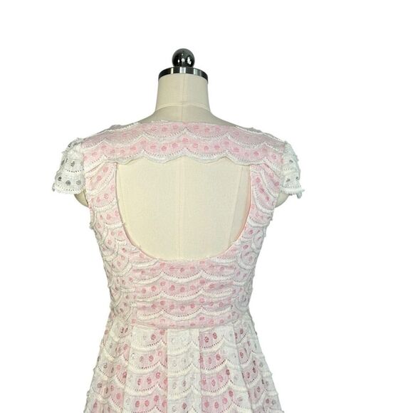 Minuet Pink Floral Lace Overlay Fit and Flare Cap Sleeve Mini Dress | Size M - Picture 5 of 6